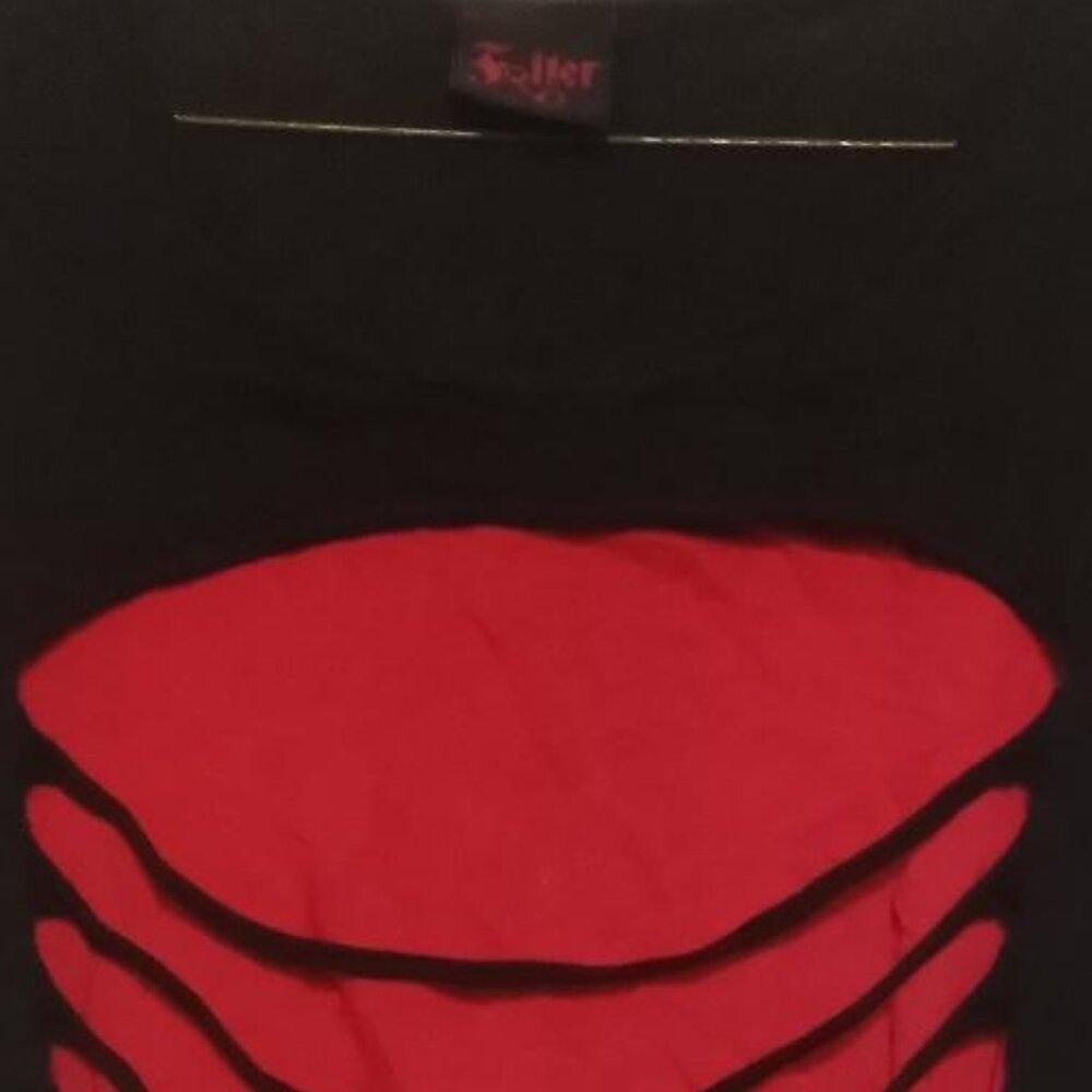Retro 00s Y2K Red and Black Ripped Folter shirt - Goth, Punk - Picture 2 of 3